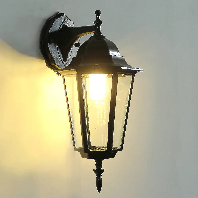Vintage European Outdoor Wall Lantern - IP65 Waterproof E27 Sconce Light for Porch & Courtyard, Bronze finish